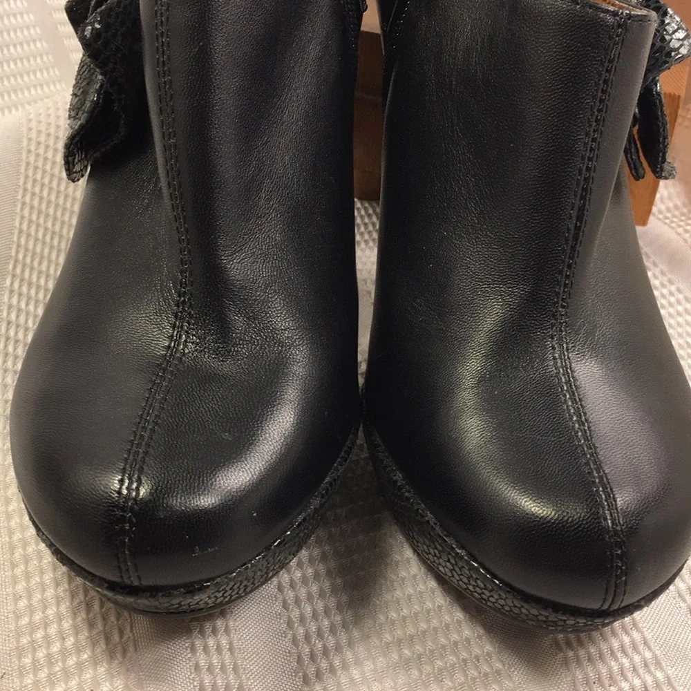Poetic License ec worn